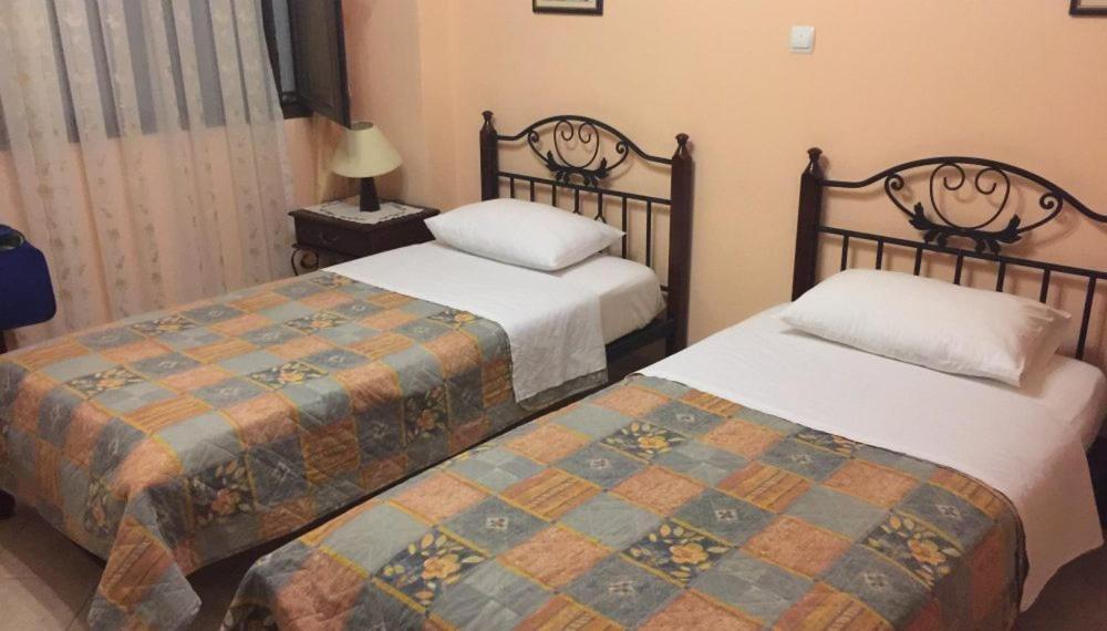 Twin Room,1662398287:JPEG